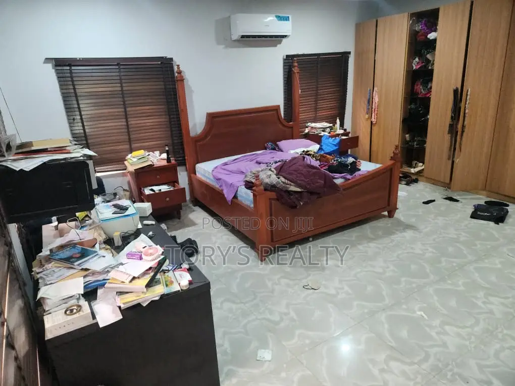 4bdrm Duplex in Ikota for sale in Ikota