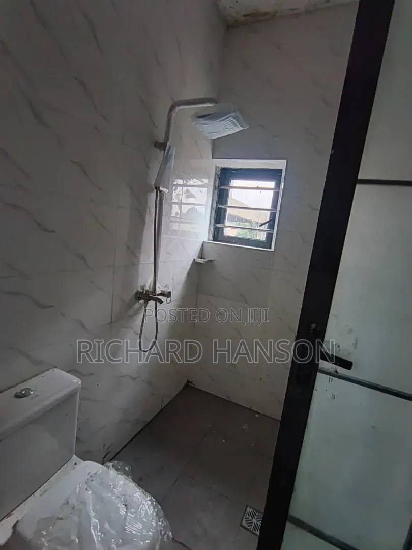 2bdrm Duplex in Blenco/Shoprite, Sangotedo for sale in Sangotedo