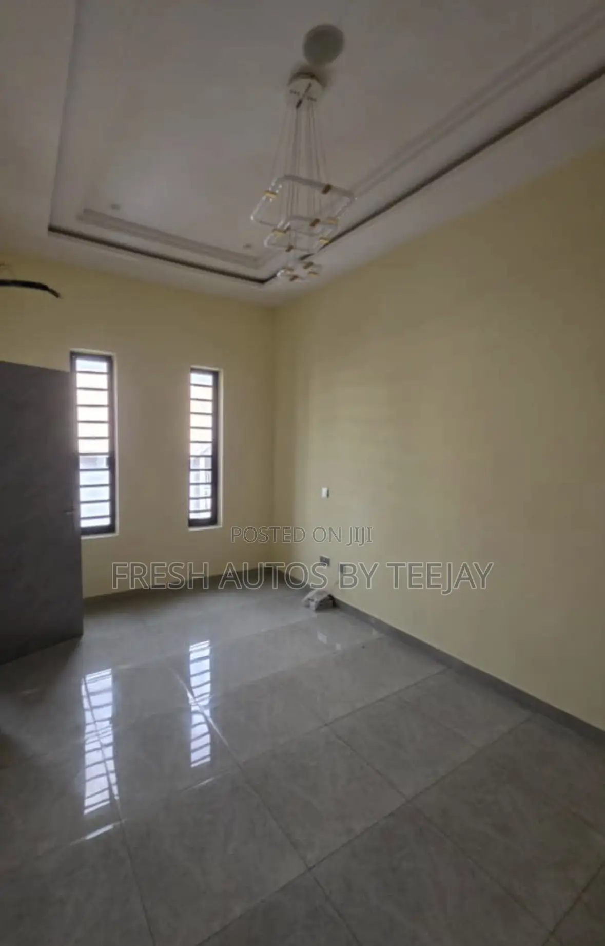 5bdrm Duplex in Omole Phase2 Estate for sale in Omole Phase 2