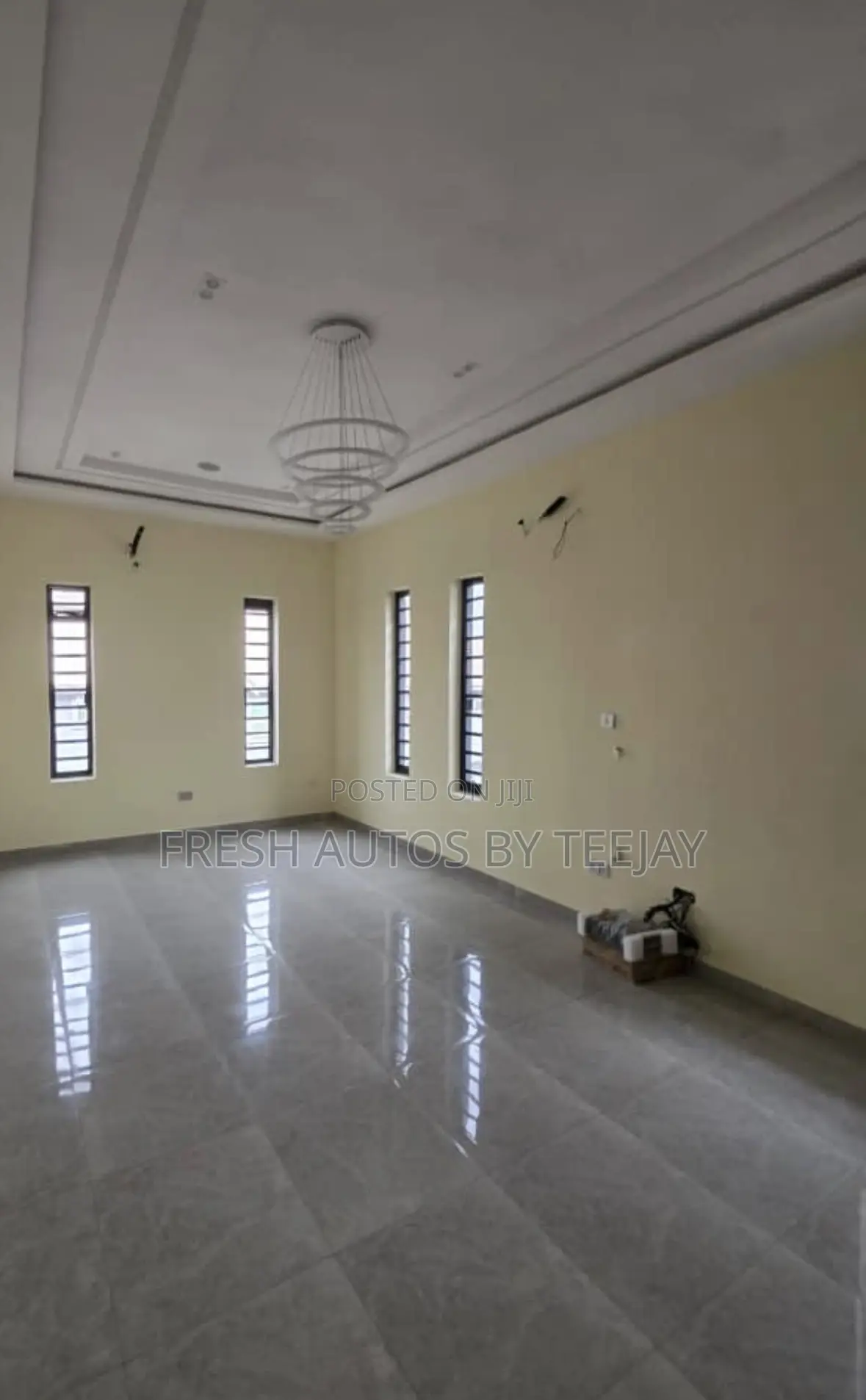 5bdrm Duplex in Omole Phase2 Estate for sale in Omole Phase 2