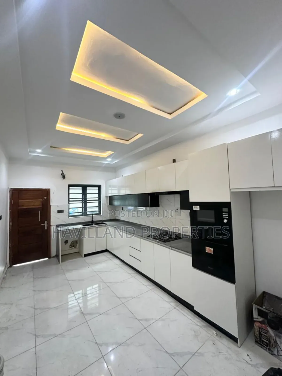 14 Bedroom Duplex for Sale With Boys Quarters in Area 8