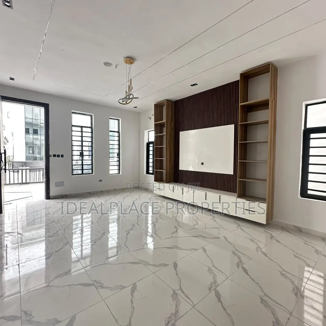4bdrm Duplex in Sangotedo for sale in Sangotedo