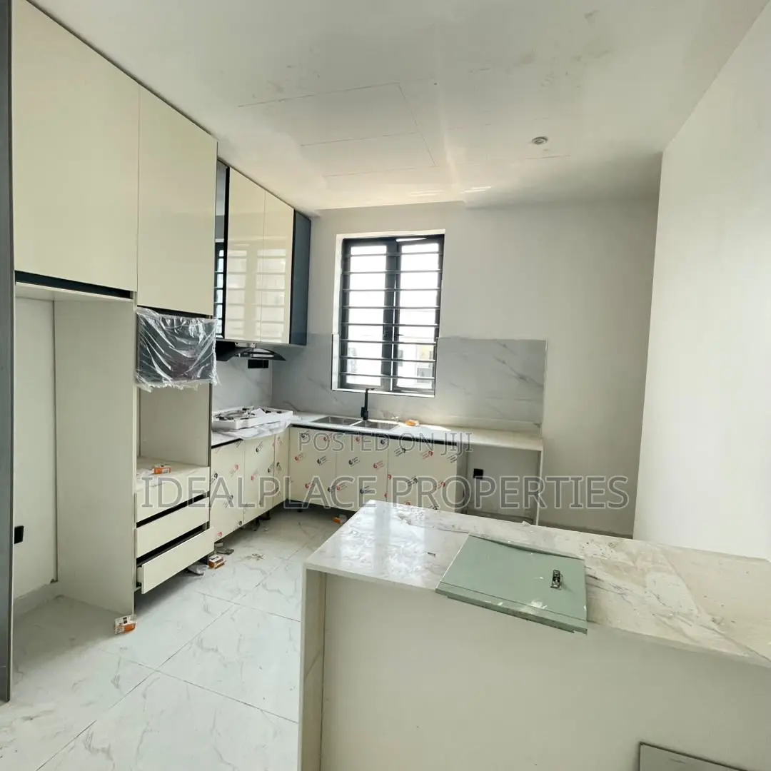 2bdrm Apartment in Lekki Phase 1 for sale in Lekki Phase 1