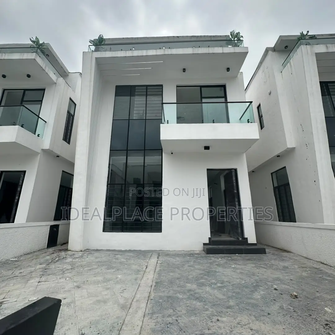 5bdrm Duplex in Sangotedo for sale in Sangotedo