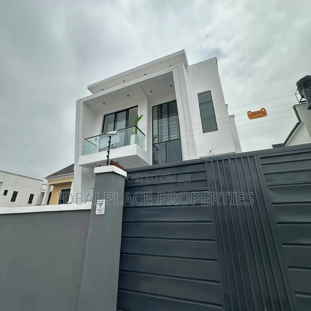 5bdrm Duplex in Sangotedo for sale in Sangotedo