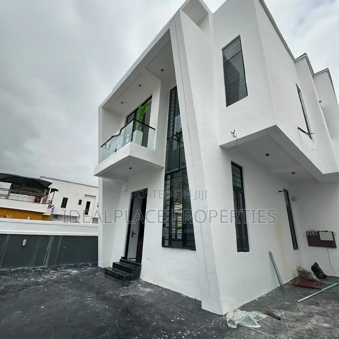 5bdrm Duplex in Sangotedo for sale in Sangotedo