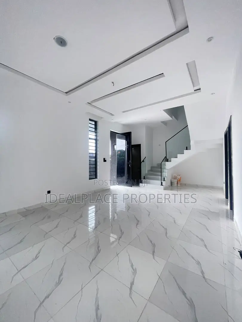4bdrm Duplex in Ajah for sale in Ajah