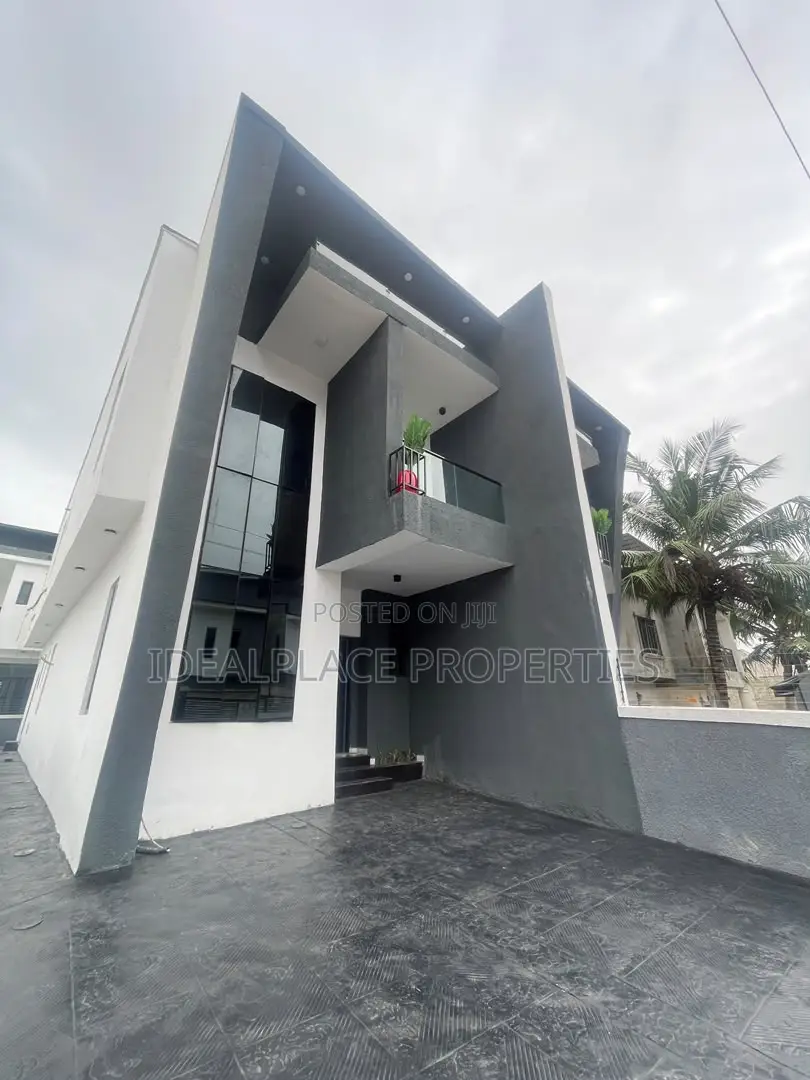 3bdrm Duplex in Sangotedo for sale in Sangotedo