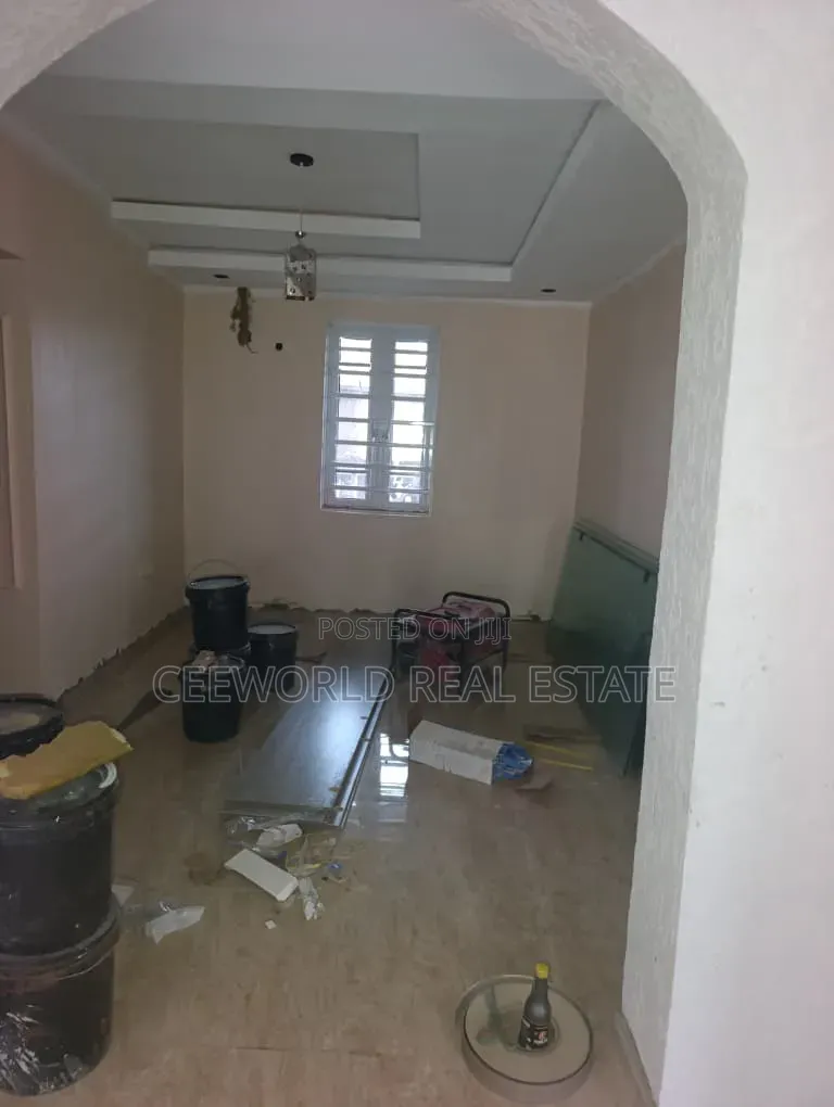 3bdrm Bungalow in Akala Estate Akobo for rent in Akobo
