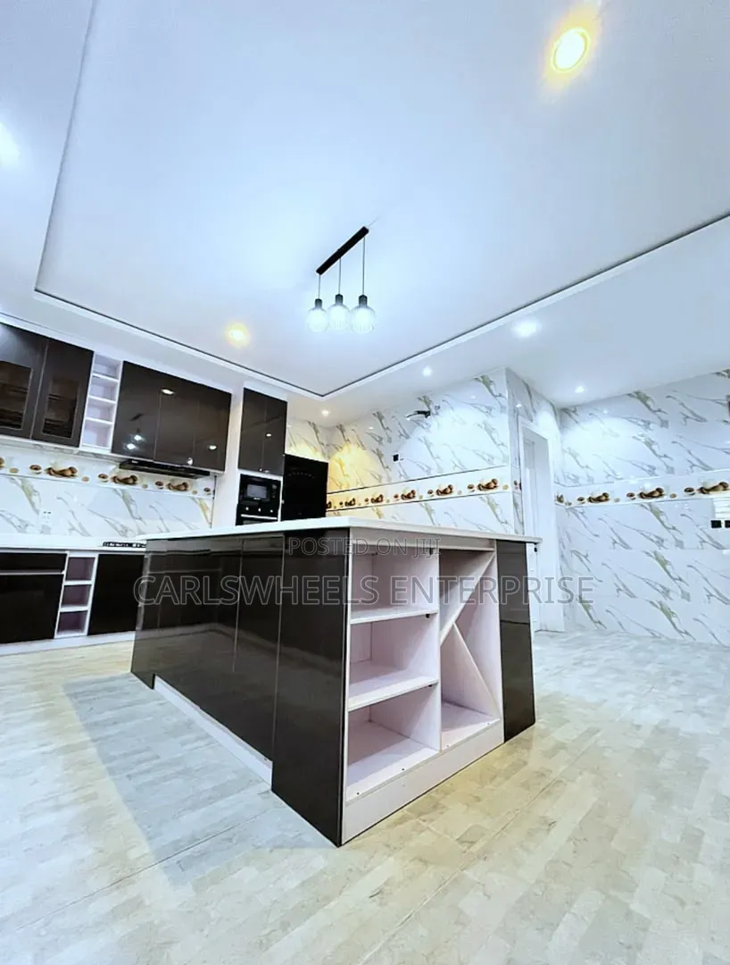 6bdrm Duplex in Mayfair Garden, Awoyaya for sale in Awoyaya