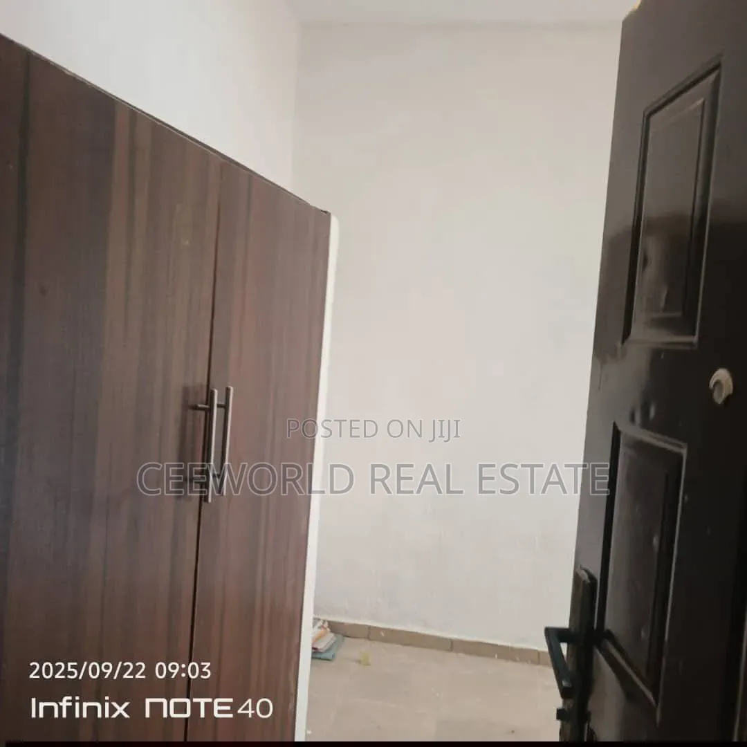 3bdrm Duplex in Oluyole Main Estate for rent in Oluyole Estate