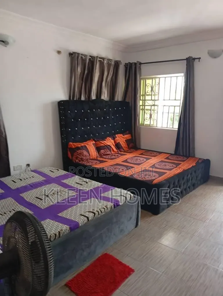 Studio Apartment With Two Beds for Short Let in Sangotedo