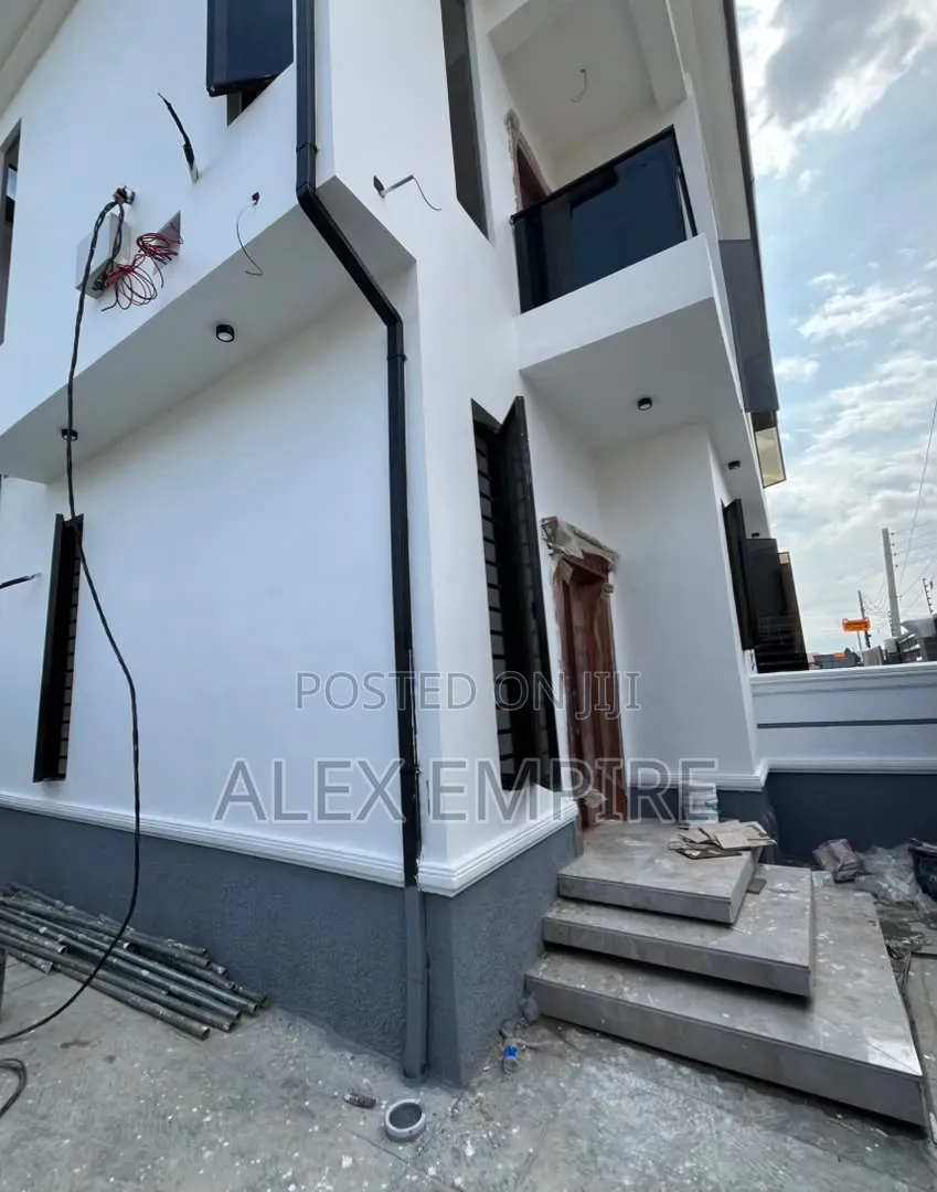 2bdrm Duplex in Ago Palace for rent in Ago Palace