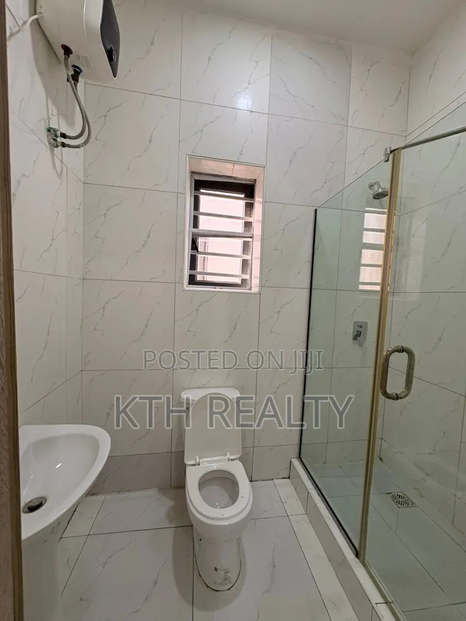3bdrm Duplex in Dpk District Estate, Lekki Phase 2 for sale in Lekki Phase 2