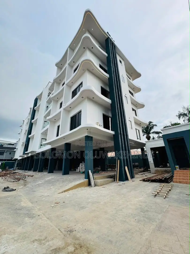3bdrm Apartment in Ikeja Gra for sale in Ikeja GRA