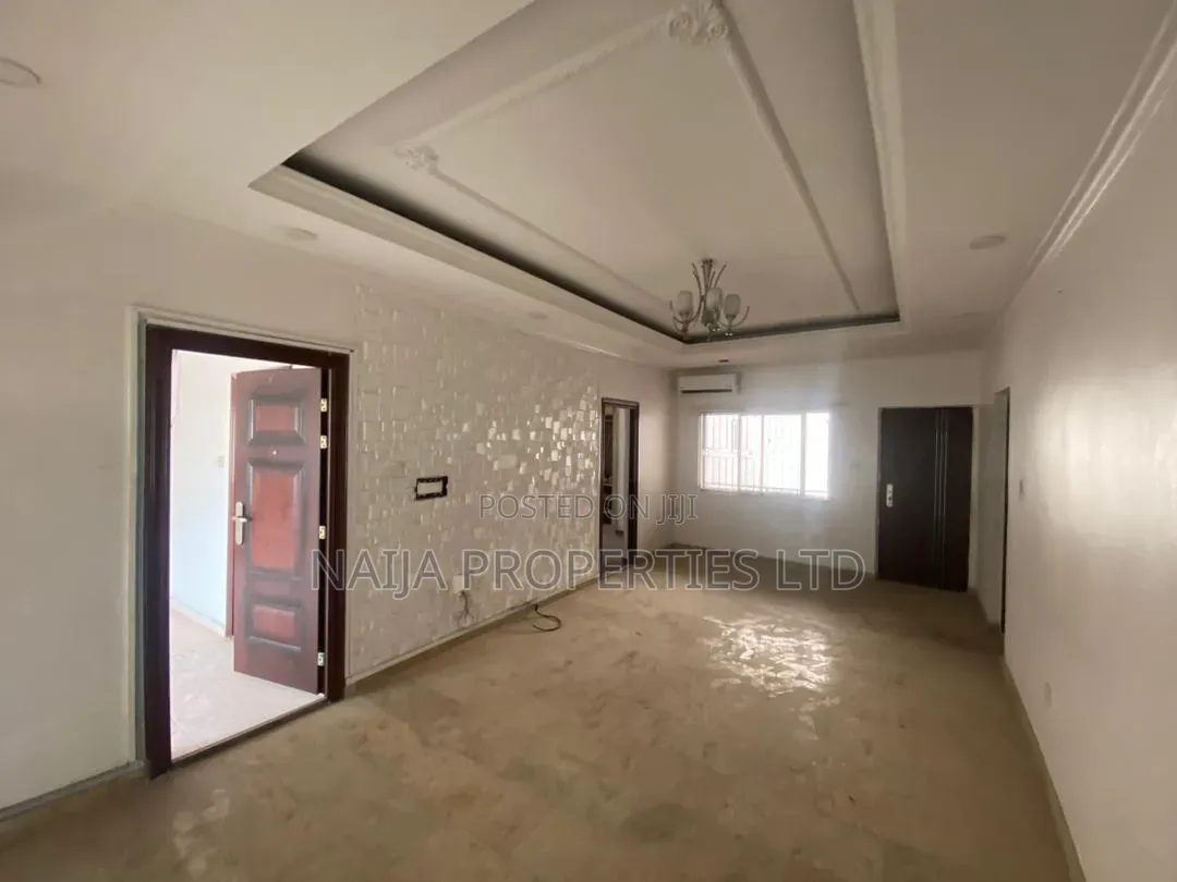 5bdrm Duplex in Off Ligali Ayorinde for sale in Ligali Ayorinde