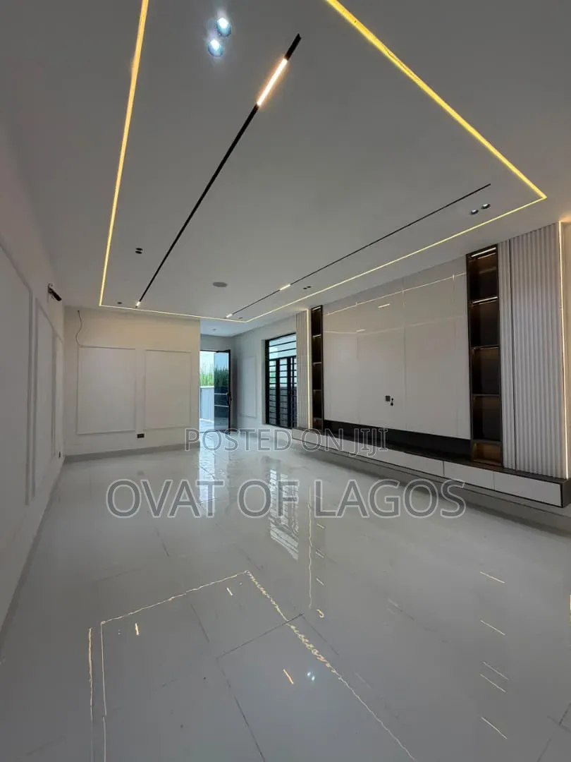 5bdrm Duplex in Lekki Palm City, Ado / Ajah for sale in Ado / Ajah