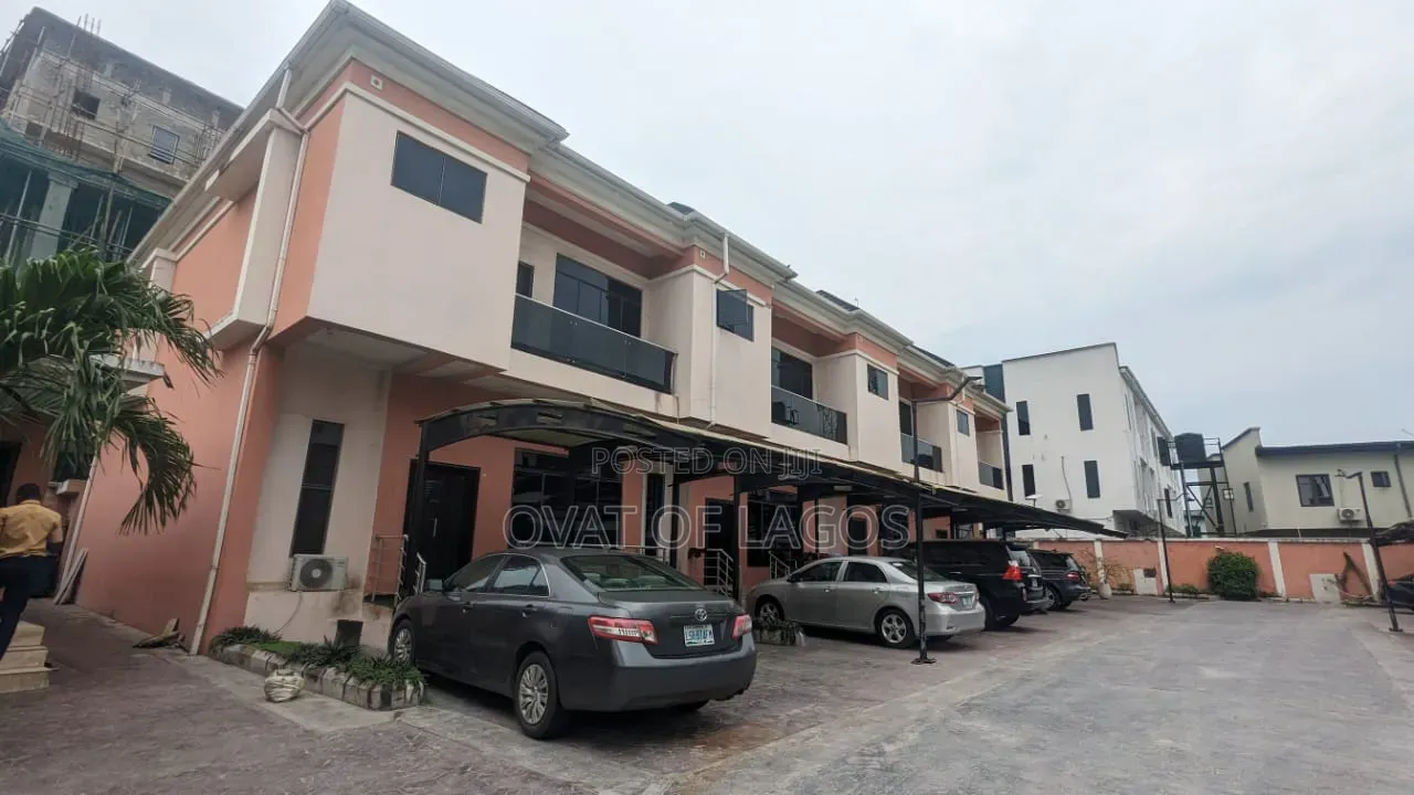 4bdrm Duplex in Ikate for rent in Ikate