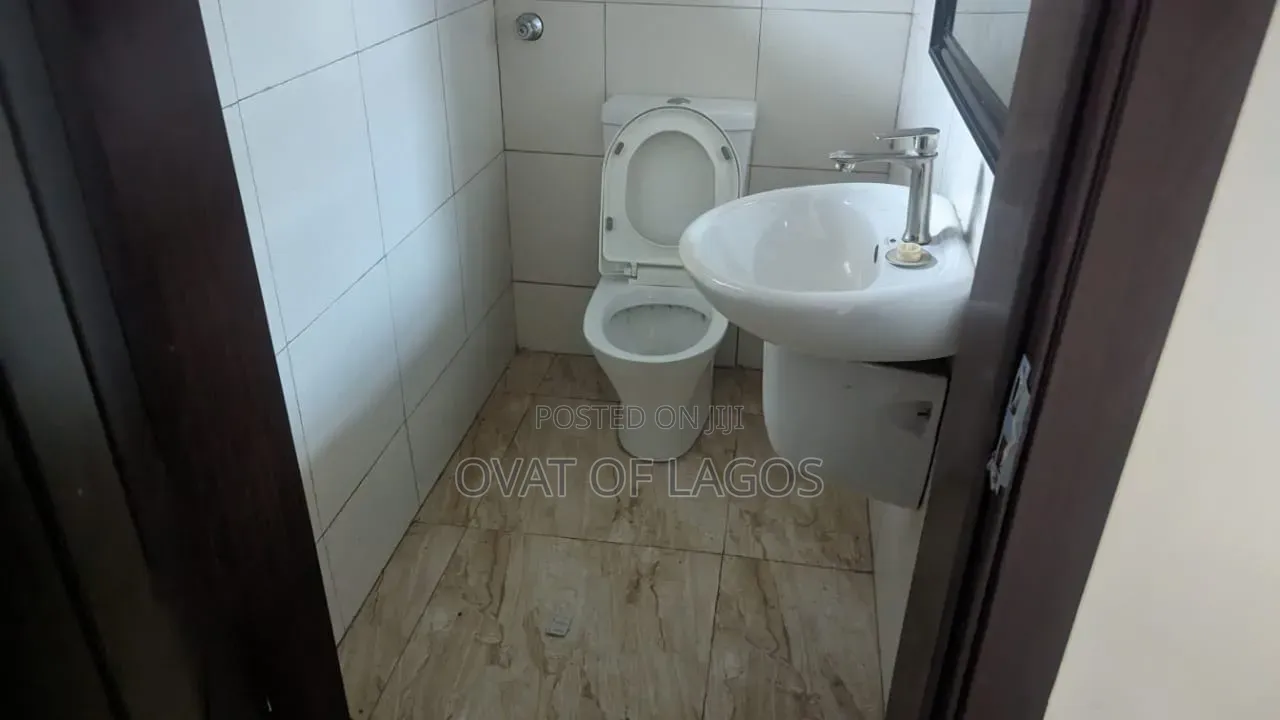 4bdrm Duplex in Ikate for rent in Ikate