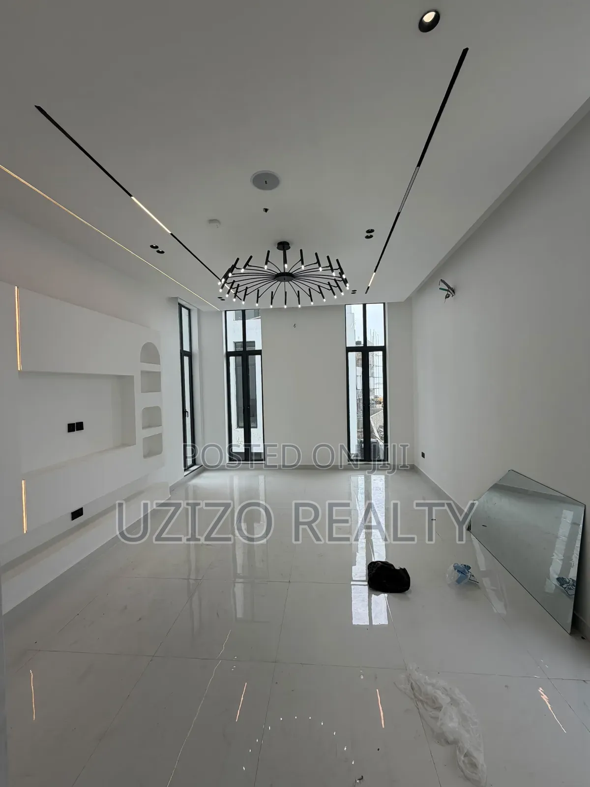 Furnished 5bdrm Duplex in Osapa London for sale in Osapa london