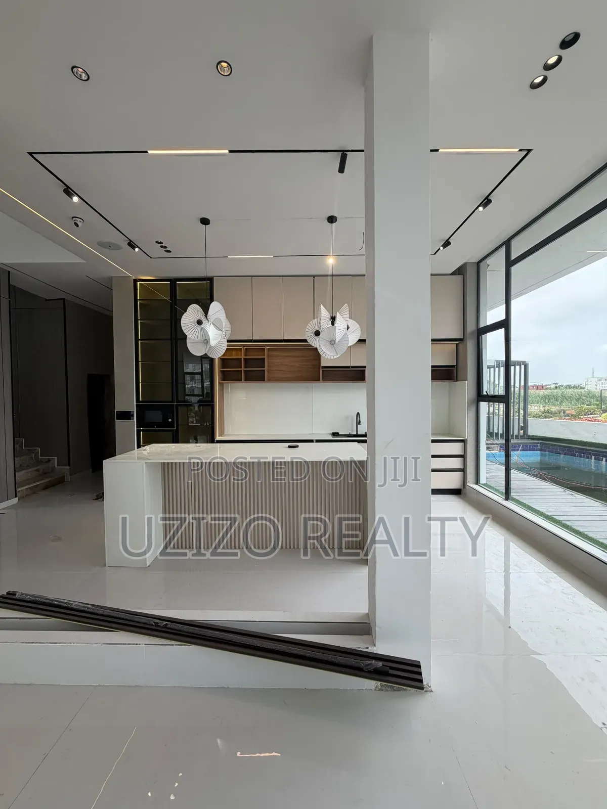 Furnished 5bdrm Duplex in Osapa London for sale in Osapa london