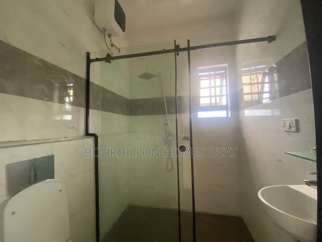 3bdrm Duplex in Orchid Lekki Lagos for rent in Lekki Expressway