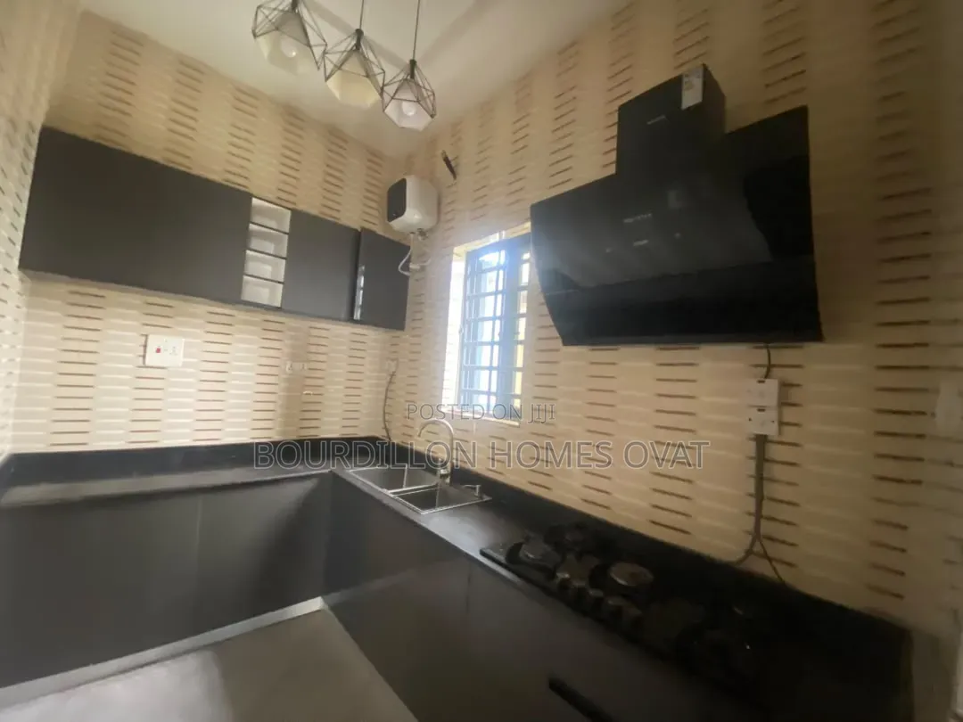 3bdrm Duplex in Orchid Lekki Lagos for rent in Lekki Expressway