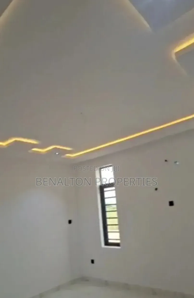 4bdrm House in Bluestone Estate, Obafemi-Owode for sale in Obafemi-Owode