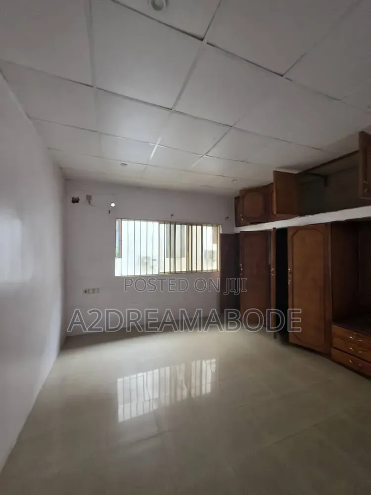 4bdrm Duplex in Omole for rent in Omole Phase 2