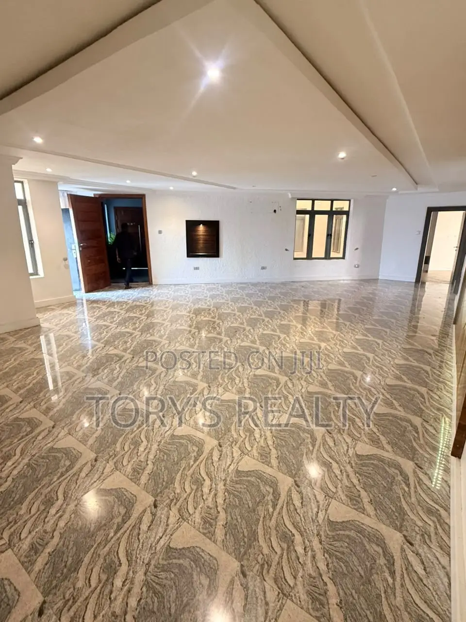 3bdrm Apartment in Lekki Phase 1 for rent in Lekki Phase 1