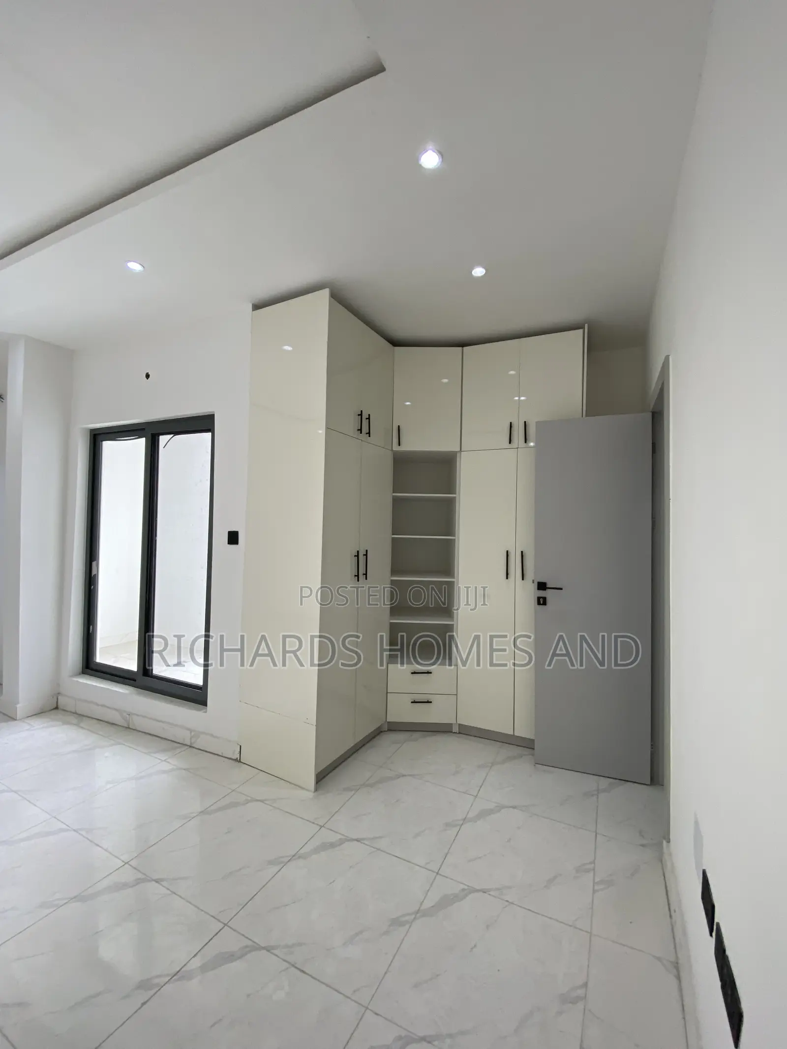 2bdrm Apartment in Ilasan for sale in Ilasan