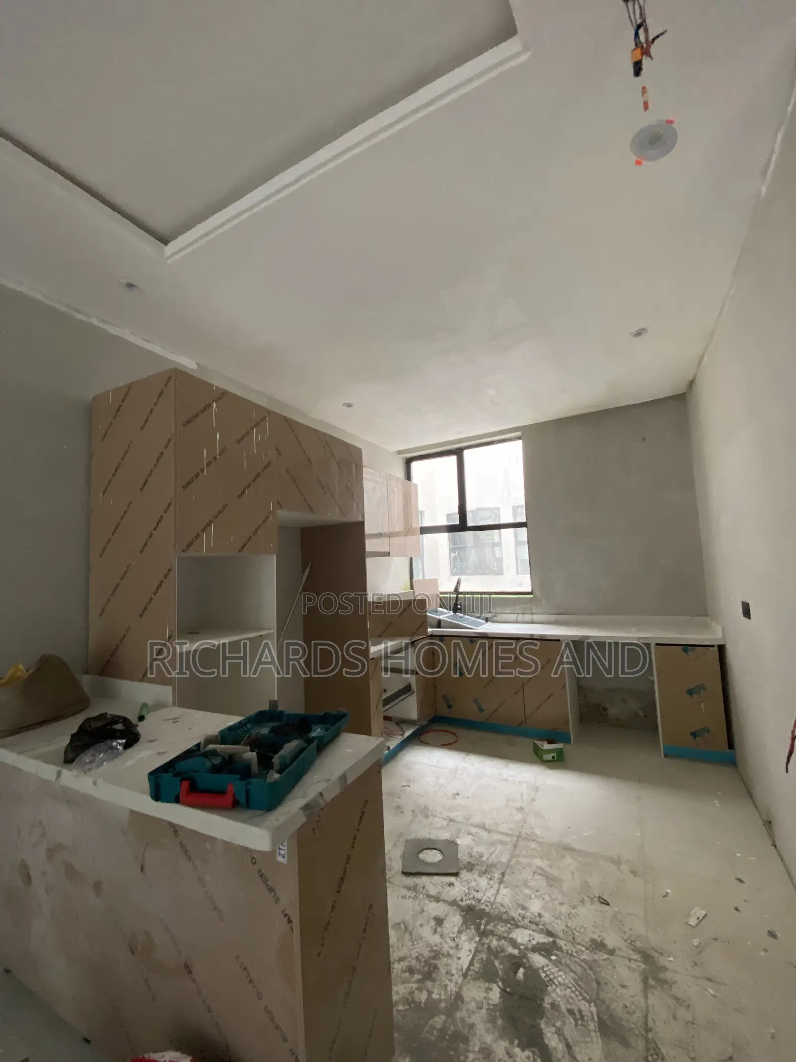 2bdrm Maisonette in Ikate for sale in Ikate