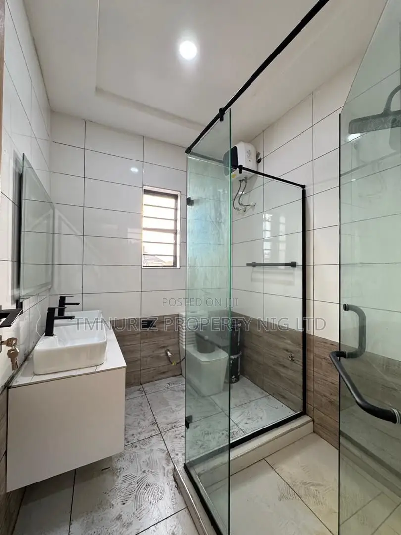 4bdrm Duplex in Gbagada for sale in Gbagada