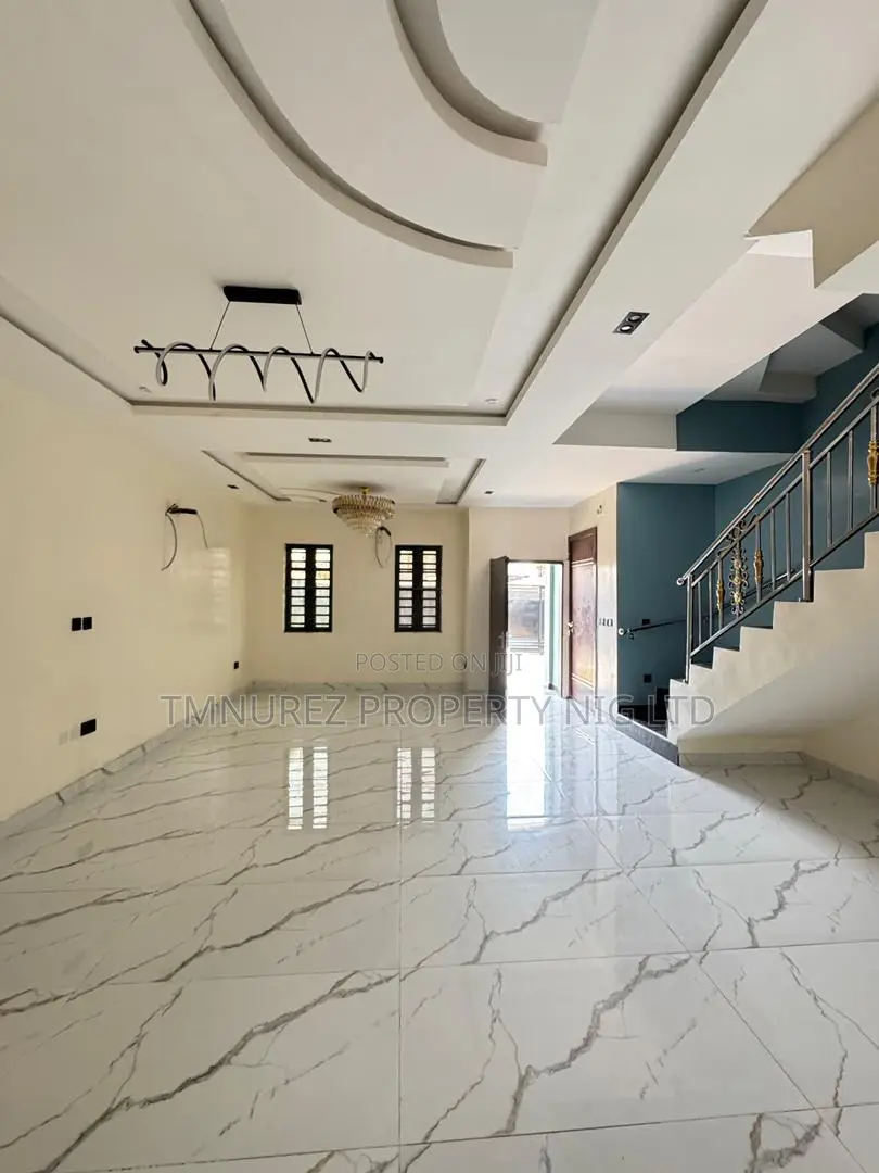 4bdrm Duplex in Gbagada for sale in Gbagada