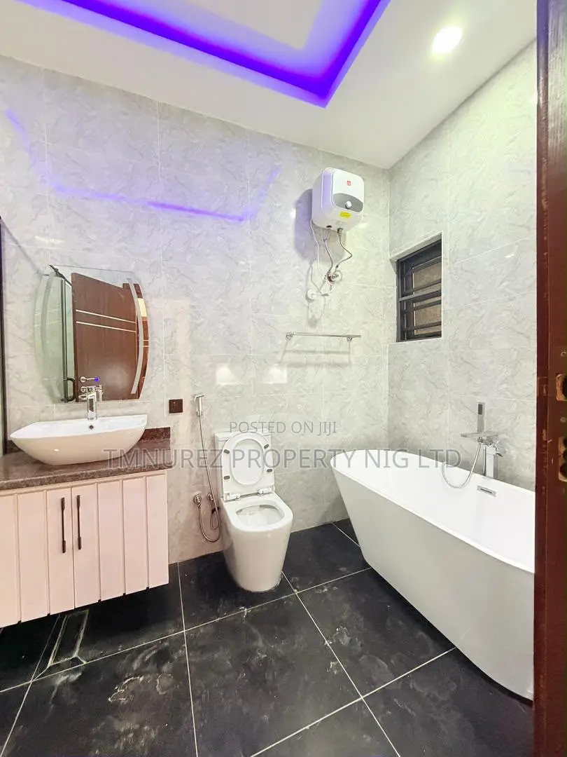 4bdrm Townhouse/Terrace in Ikeja for sale in Ikeja