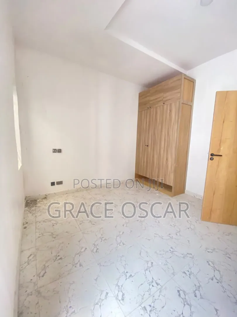 4bdrm Duplex in Ilaje / Lekki for sale in Ilaje / Lekki