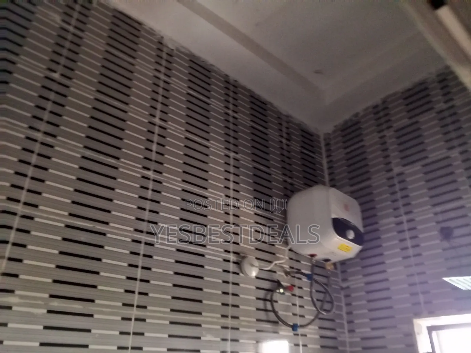 Furnished 2bdrm Block of Flats in Grosvenor, Apo District for rent in Apo District