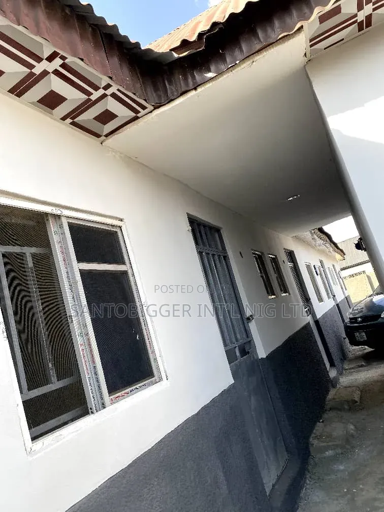 1bdrm Bungalow in Santobigger, Kiami for rent in Kiami