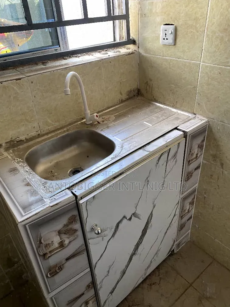 1bdrm Bungalow in Santobigger, Kiami for rent in Kiami
