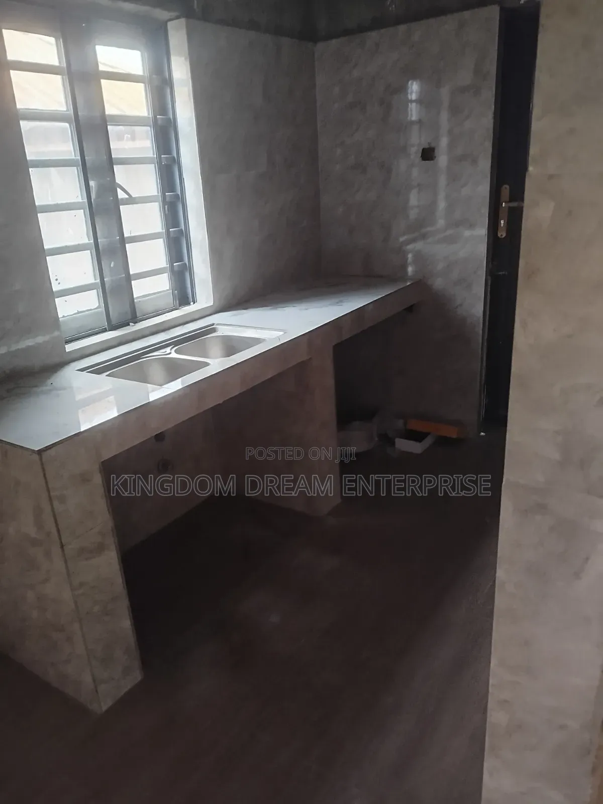 2bdrm Apartment in Ekoro Junction, Abule Egba for rent in Abule Egba