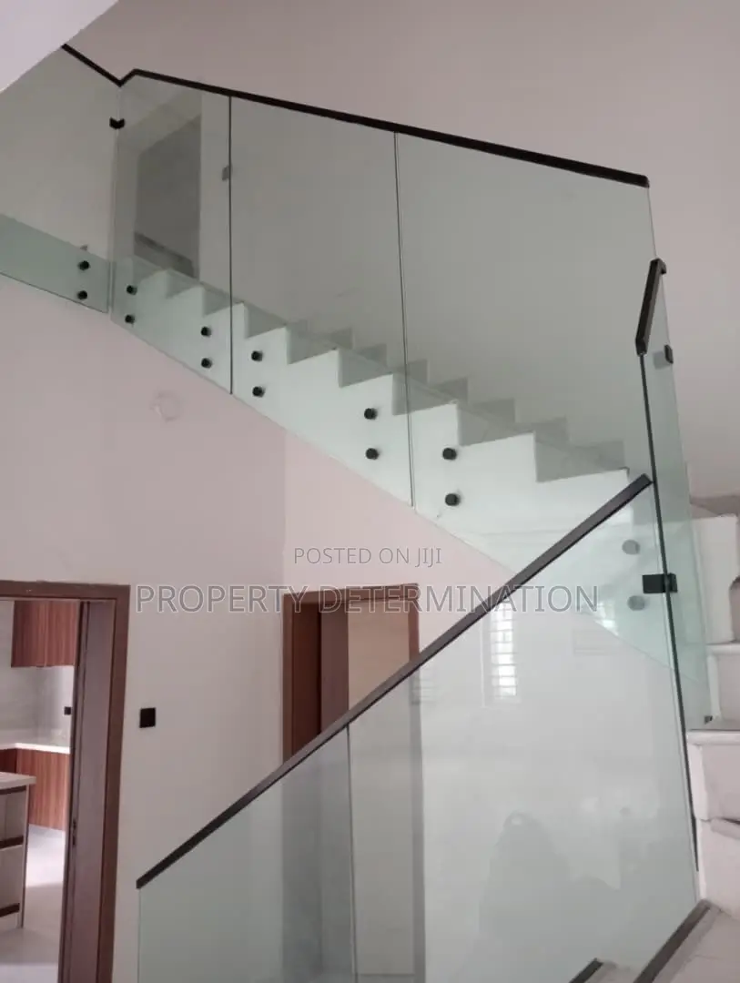 5bdrm Duplex in Eleko for sale in Eleko