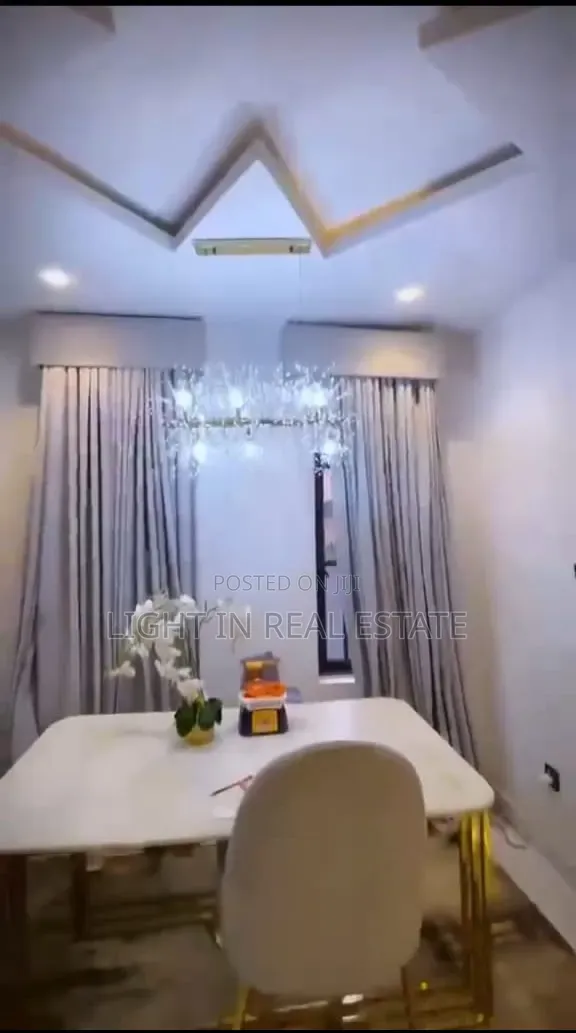 Furnished 4bdrm Duplex in Alakuko for sale in Alakuko
