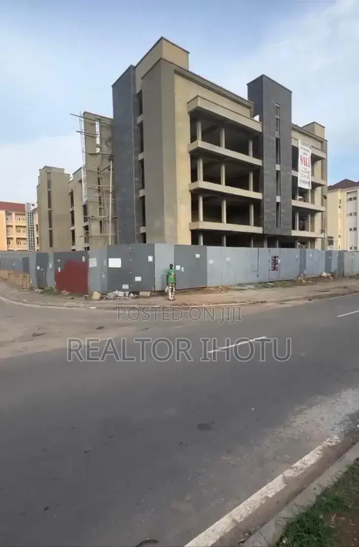 3bdrm Farm House in Wuye for Sale in Wuye