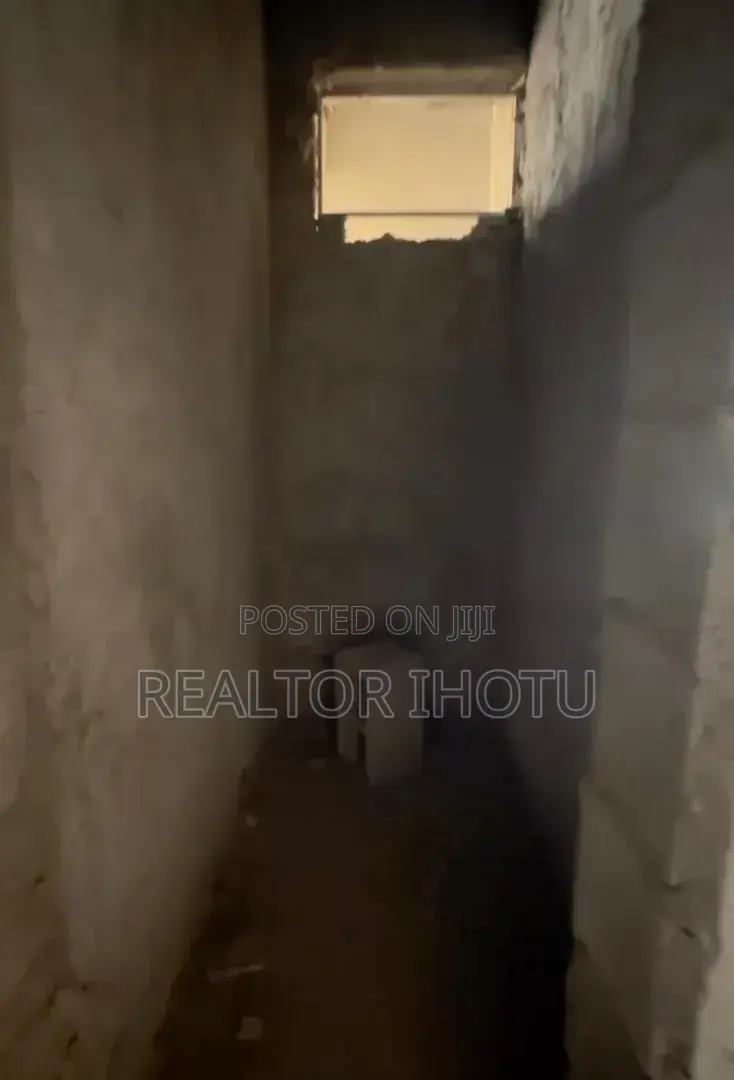 3bdrm Farm House in Wuye for Sale in Wuye