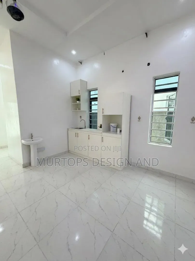 Studio Apartment in Royal, Lekki Phase 2 for rent in Lekki Phase 2