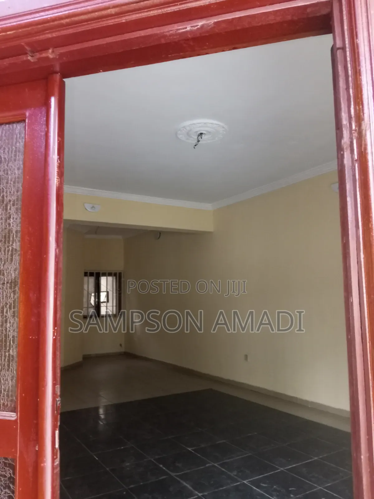 3bdrm Duplex in East West Road for rent in East West Road