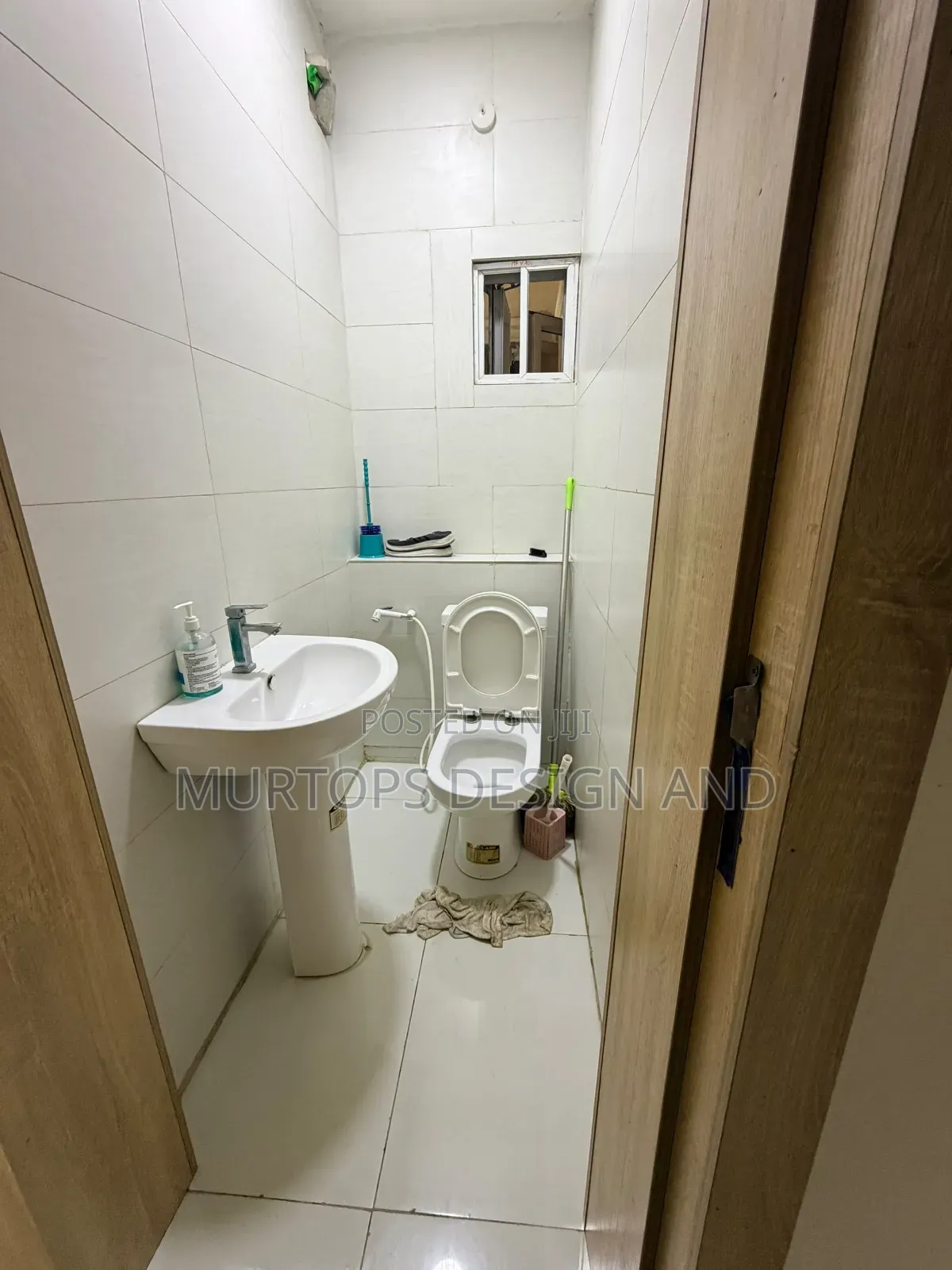 Furnished Mini Flat in Chevron for rent in Chevron