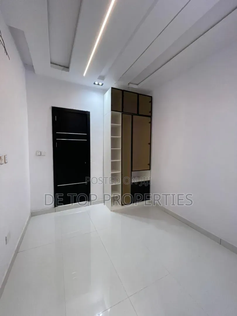 4bdrm Duplex in Ikota Gra, Lekki Phase 1 for rent in Lekki Phase 1