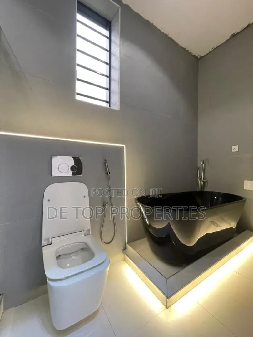 4bdrm Duplex in Ikota Gra, Lekki Phase 1 for rent in Lekki Phase 1