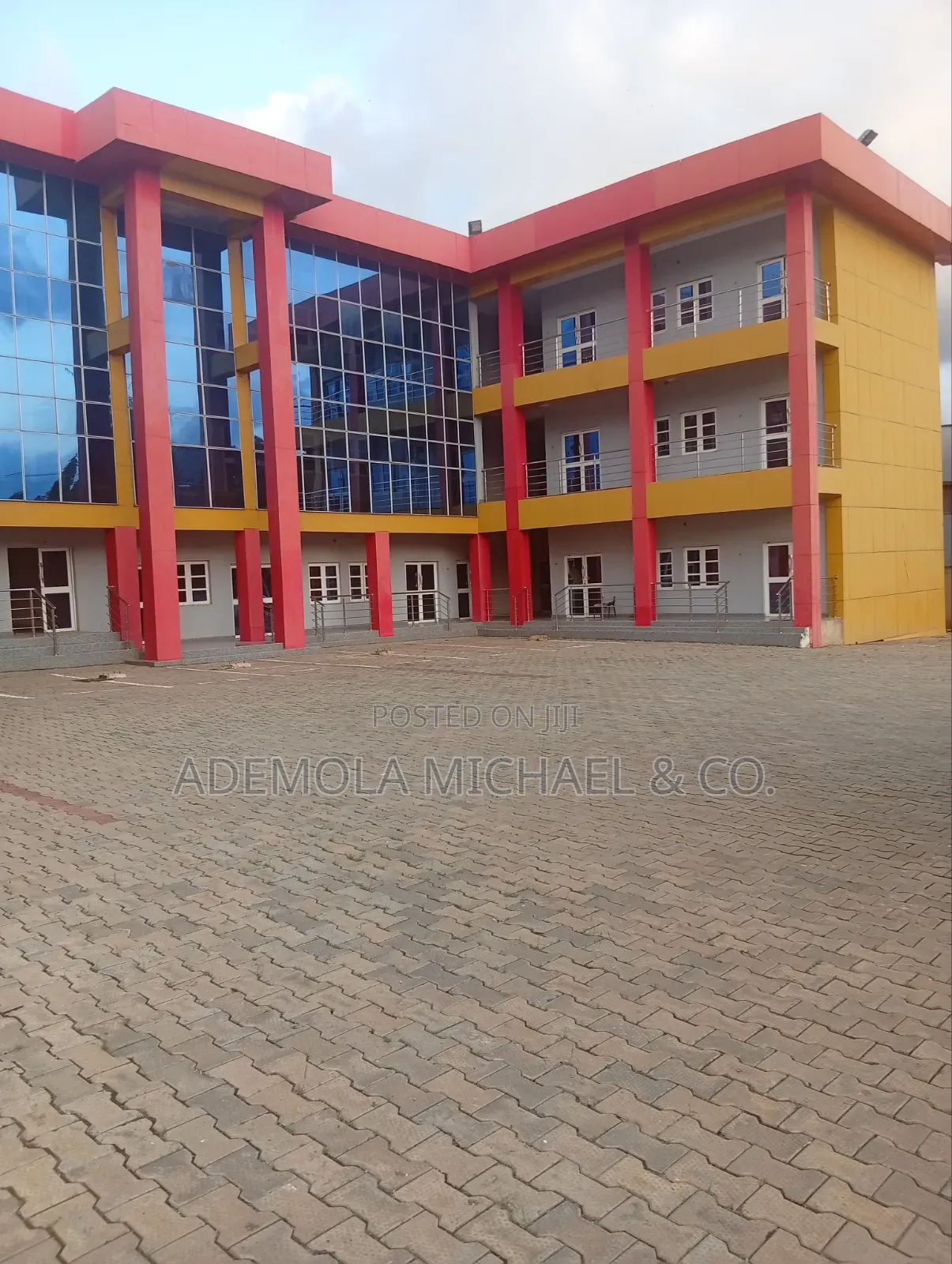 Plaza for Sale in Wuse Zones in Zone 8 / Wuse